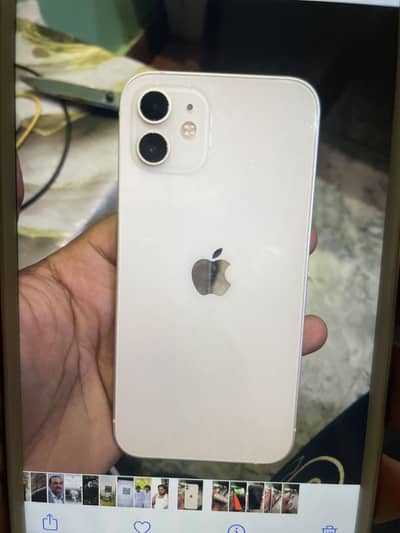 Apple iPhone 12
