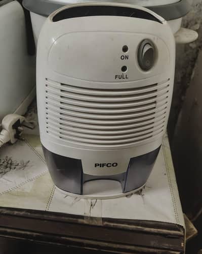 Dehumidifier 0.5L Pifco