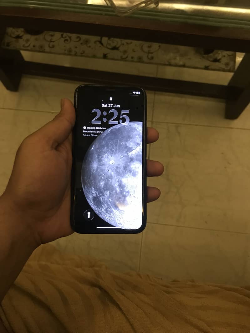 IPhone 11 Pro 1