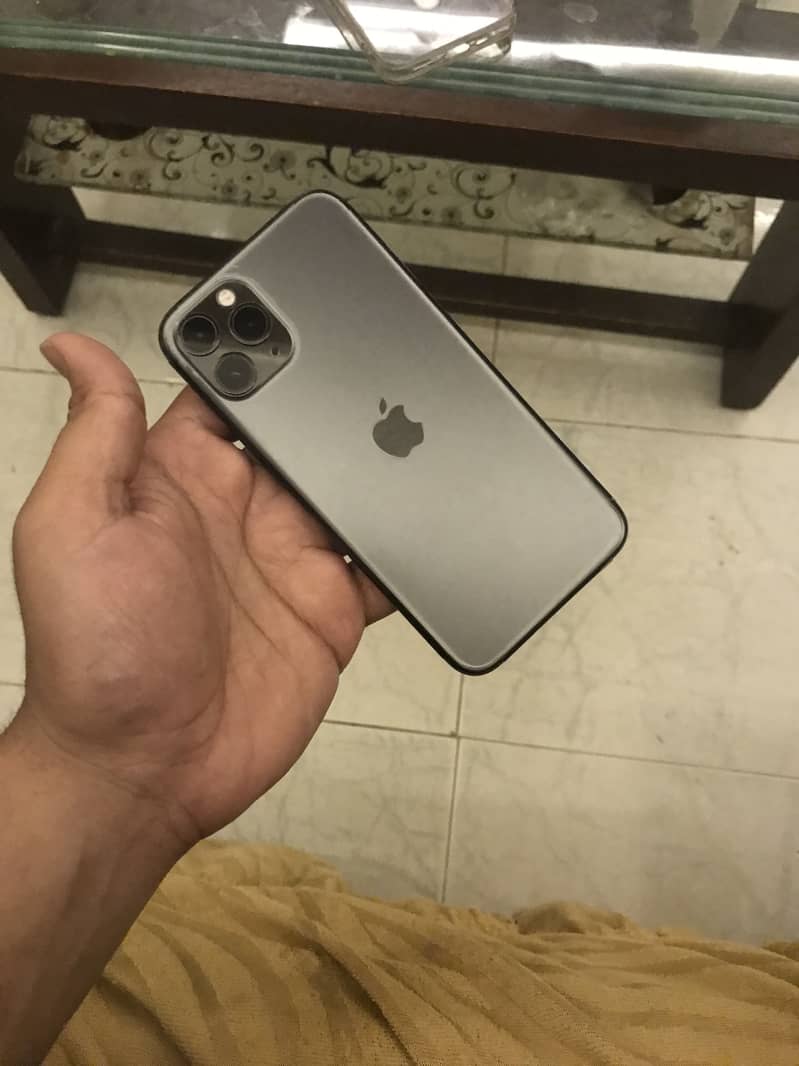 IPhone 11 Pro 2