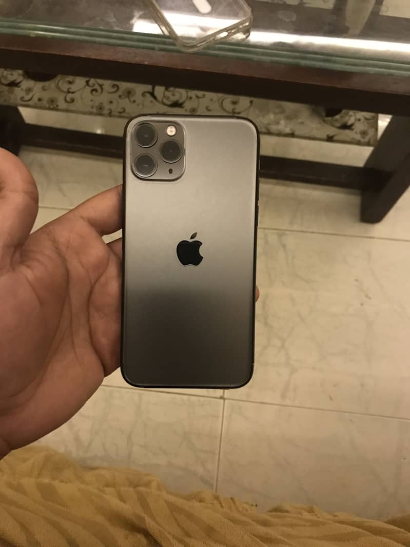 IPhone 11 Pro 3
