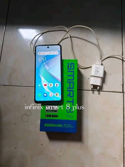 Infinix Smart 8 Plus box+charge 03299424420