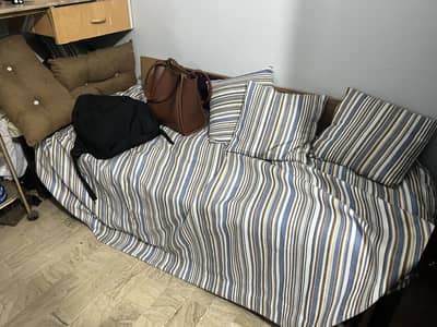 Sofa sette with storage space