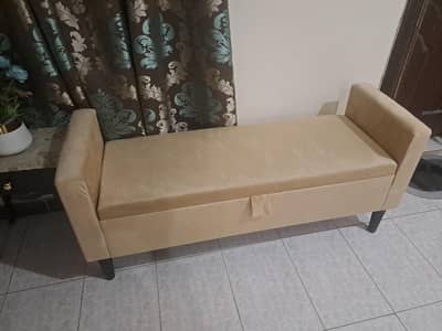 storage puffy seater