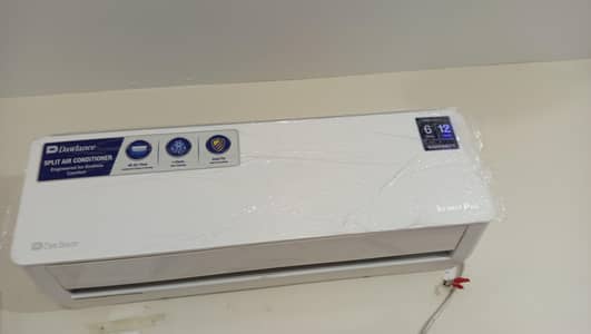 Dawlance split AC 1 Ton