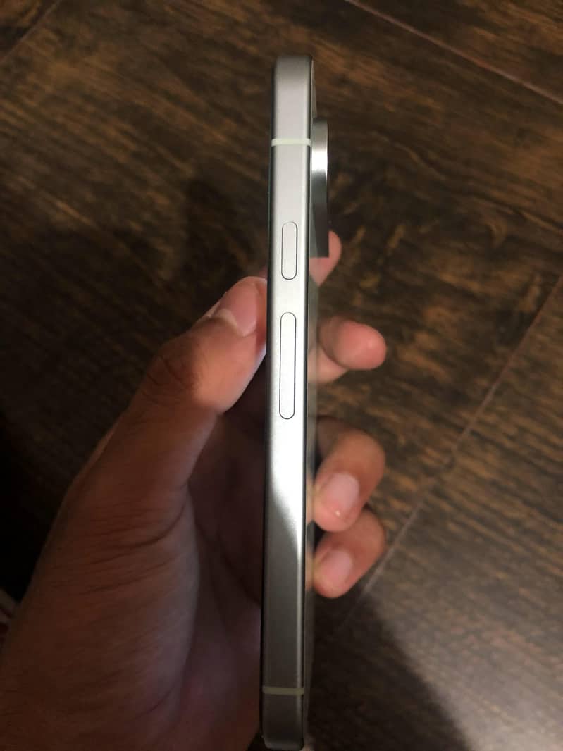 Google Pixel 9 2