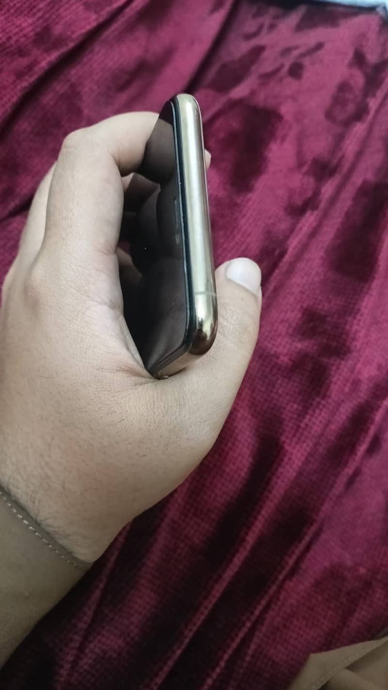 iPhone 11 Pro max 3