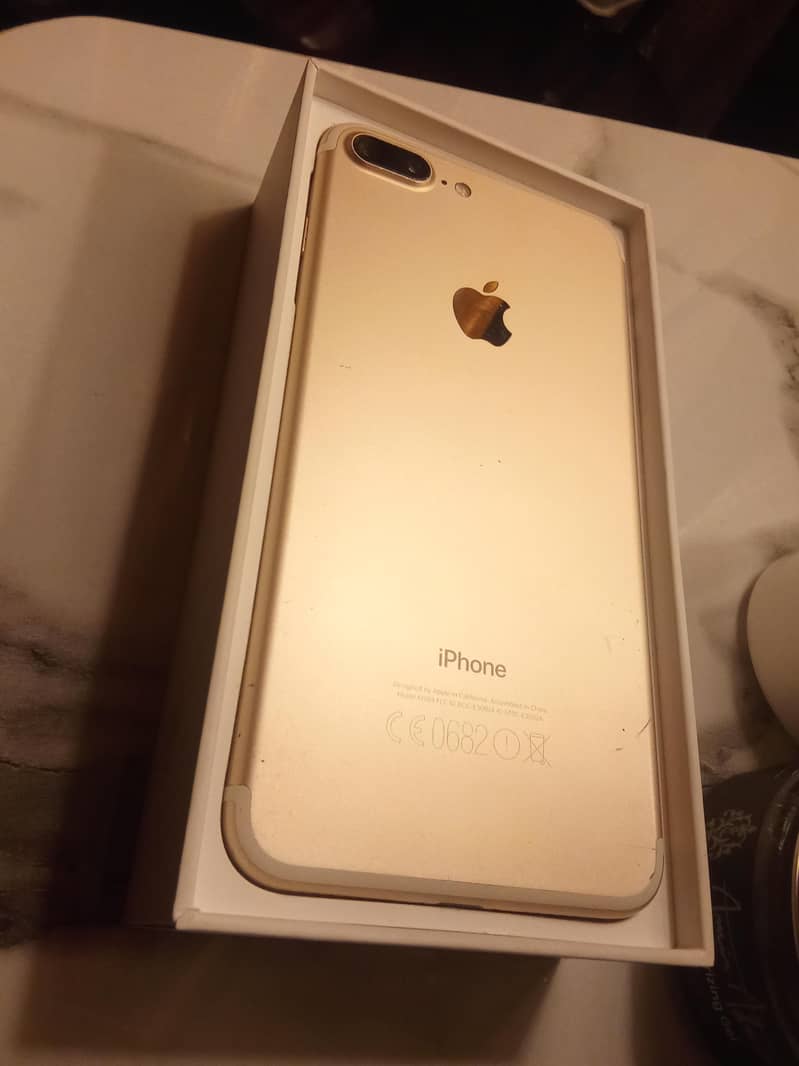 Apple iPhone 7 Plus 7