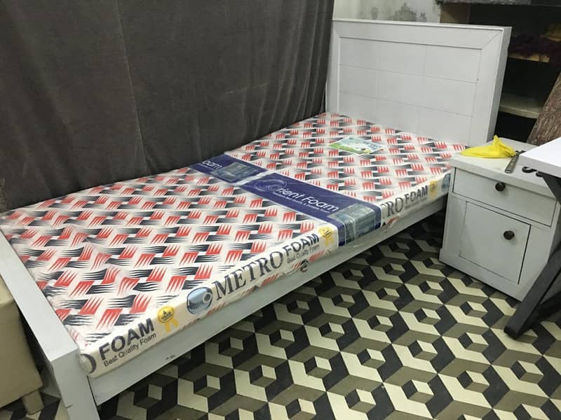 single bed 0