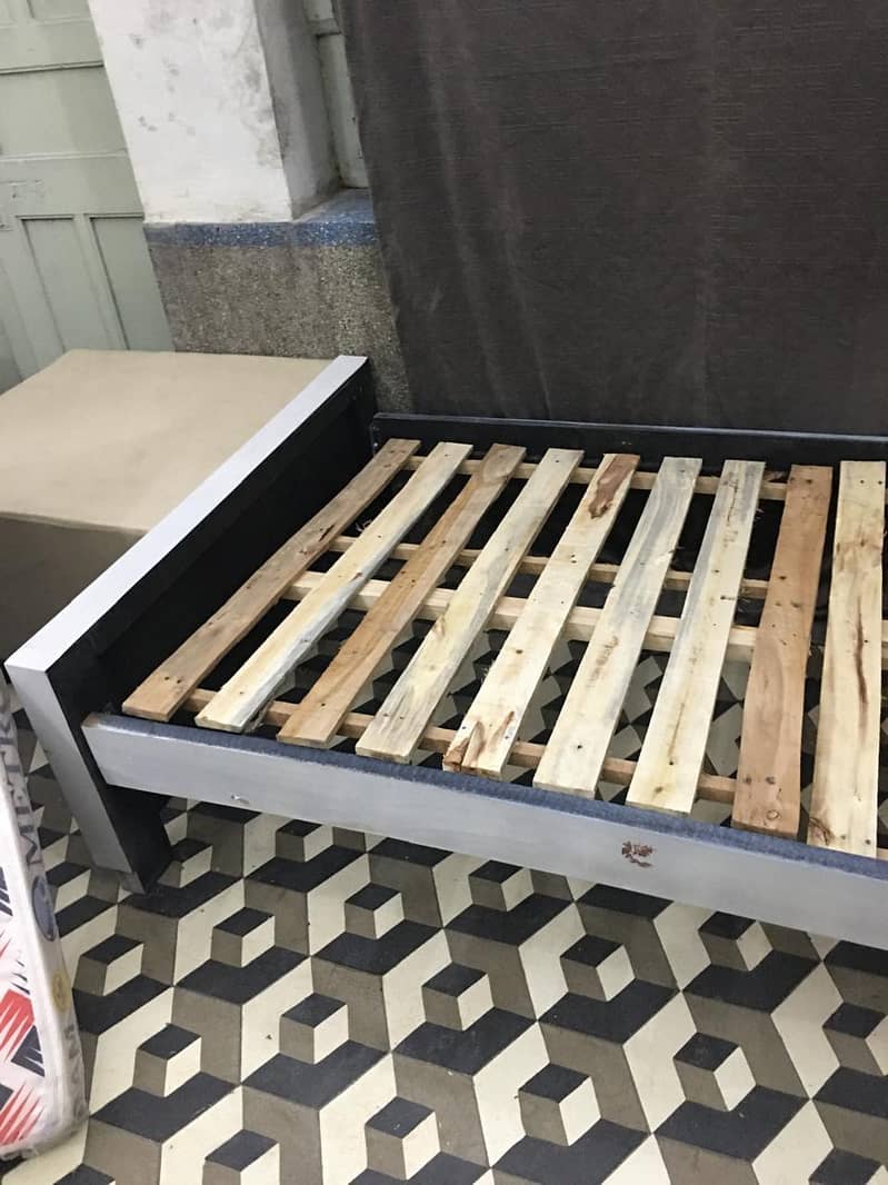 single bed 3