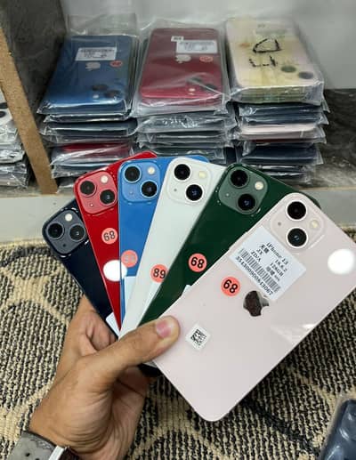 Apple iPhone 13