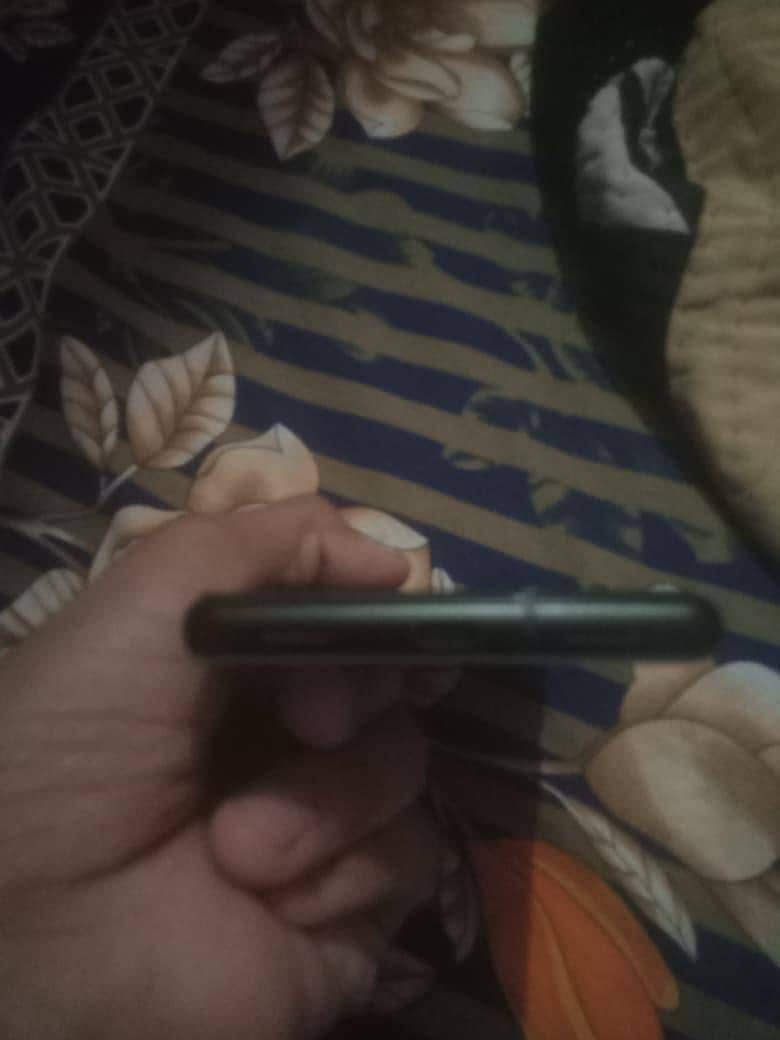 Google Pixel 6a 4