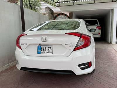 Honda Civic 1.8 oriel 2022