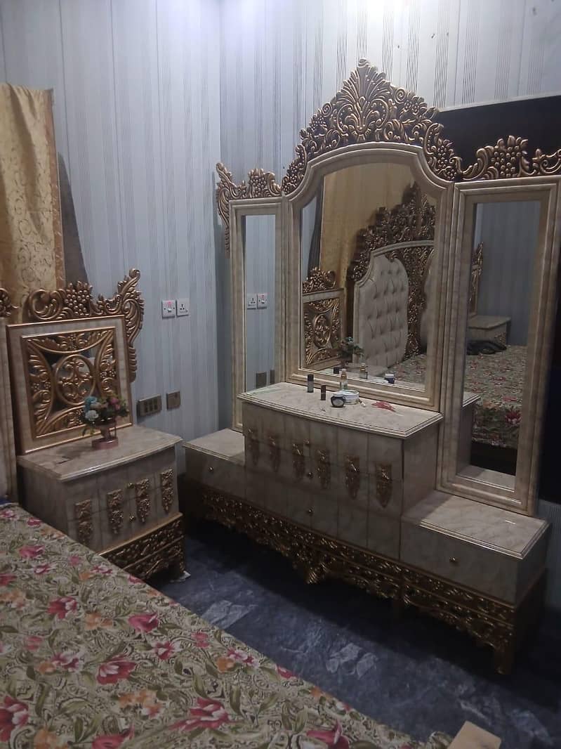 Bed with Dressing 2