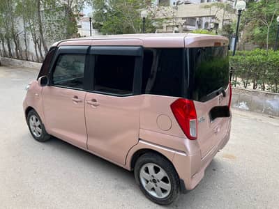 Nissan Roox 2014