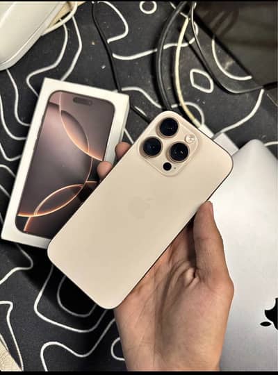 Apple iPhone 16 Pro