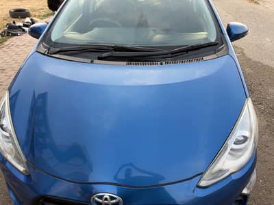 Toyota Aqua 2015