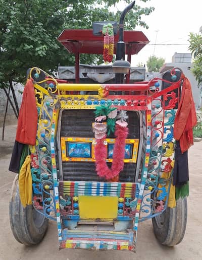 MF 240 Model 2007
