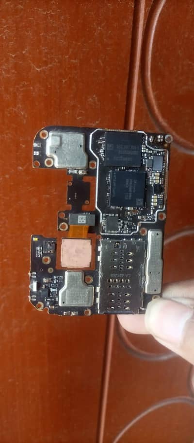 Dead board buyer