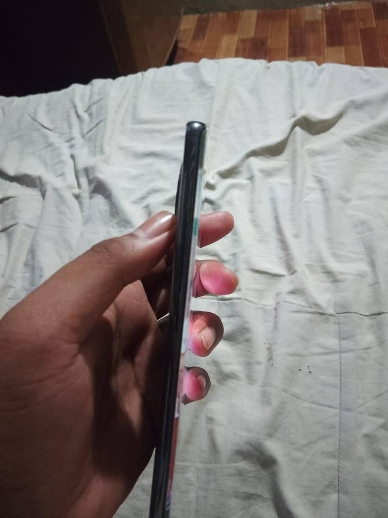 Tecno CAMON 30S 4