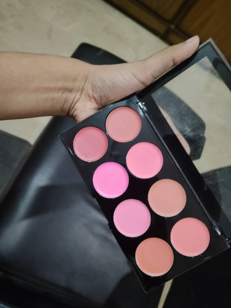 makeup for parlour work 10