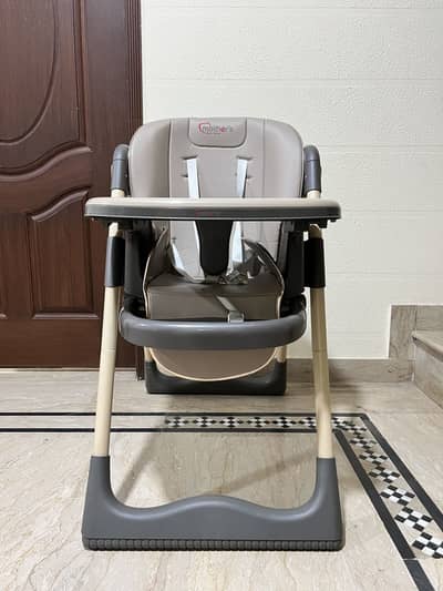 Kids high chair/ Baby chair