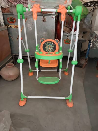 jhula sale price 8000