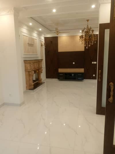 Urgent 10 Marla Look Like New House For Sale In State Life Phase 1