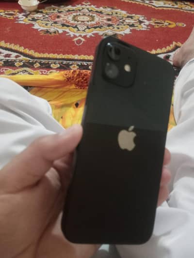 Apple iPhone 12