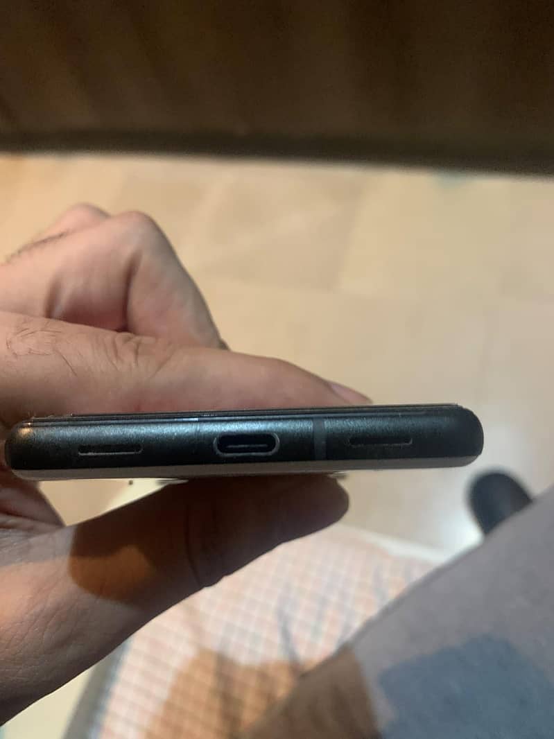Google Pixel 6a 5