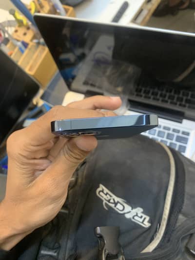 Apple iPhone 12 Pro