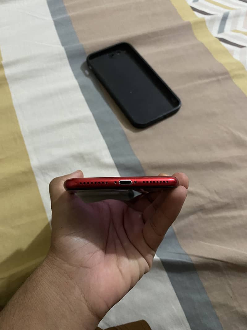 Apple iPhone 8 Plus 7