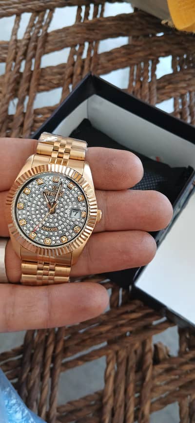 sveston golden in brand new cond