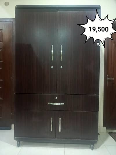 Wooden Wardrobes for Urgent Sale