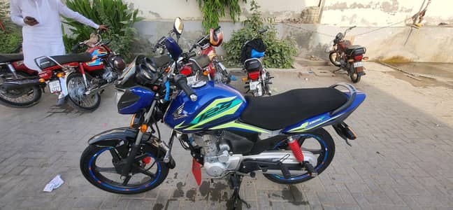 Honda cb125f total original baik  03067724930