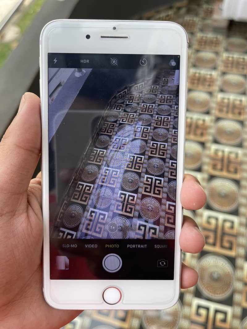 Apple iPhone 7 Plus 0