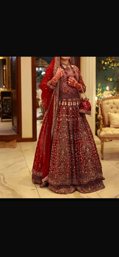 1 time wear dress but condition new