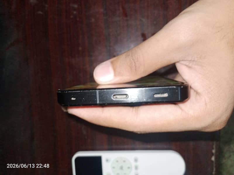 Sharp Aquos R7 3