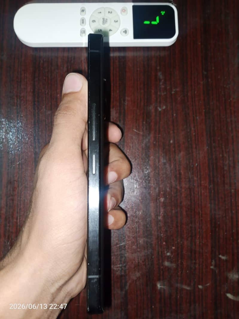 Sharp Aquos R7 6