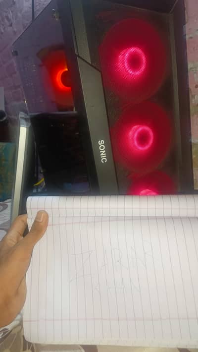 Gaming pc with Amd rx 6600. Exchange possible with m1 air or laptop