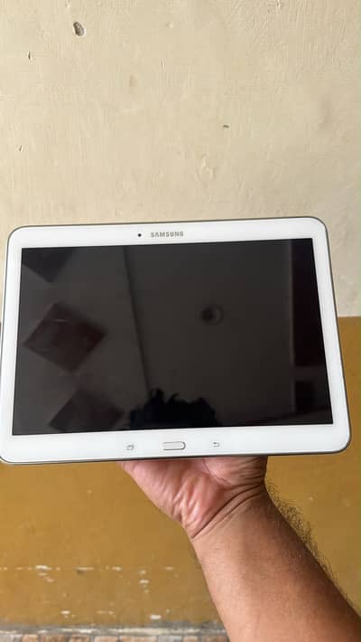 Samsung tab 2.16 . Bacho kay liye best hy condition 10/10