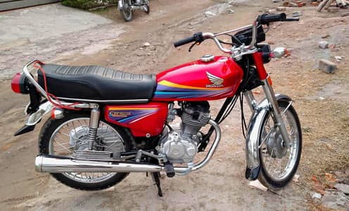 Honda 125 CG bike model 2011 for sale on 0313,4935,031