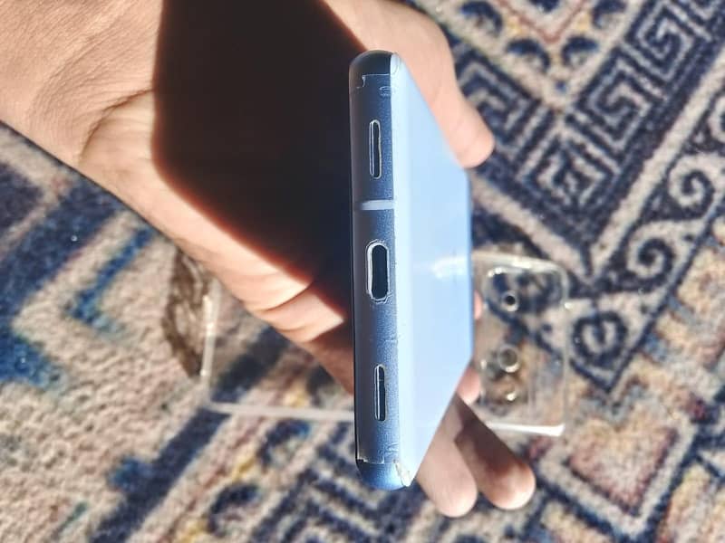 Google Pixel 7a 5