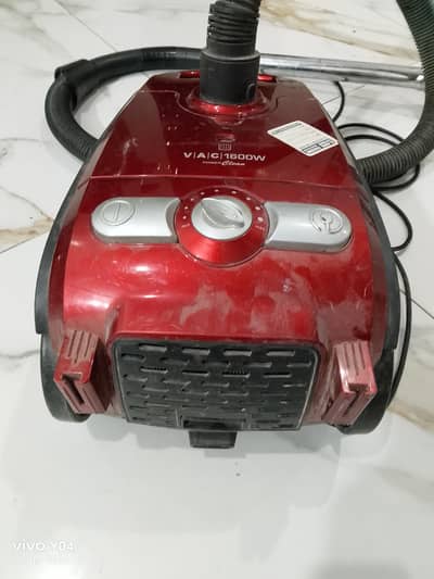 carpet cleaner
