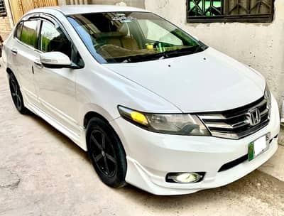 Honda City IVTEC 2015 in Original Condition.