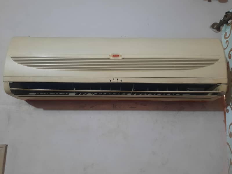 2 Split Ac outstanding condition 1