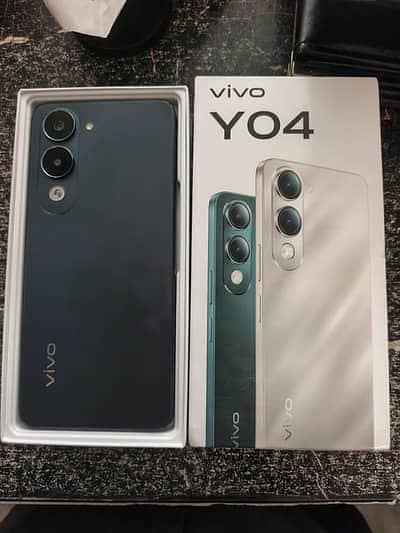 Vivo Y04 4+4/64. Complete box 10/10 Condition. 7 Months warranty. All ok.
