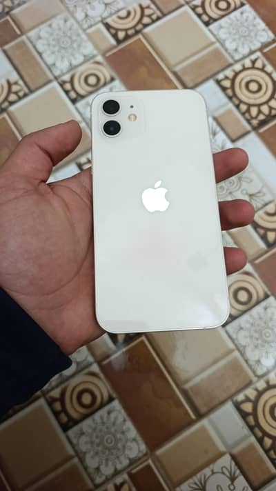 i phone 12 10/10 condition
