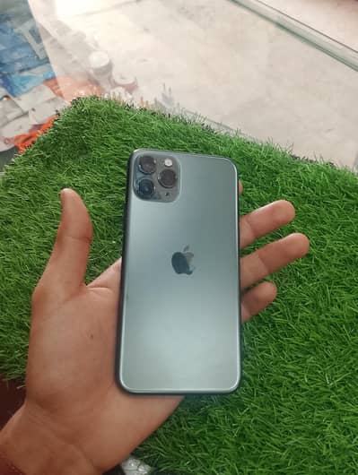 iphone for sale urgent sale. contact Whatsapp