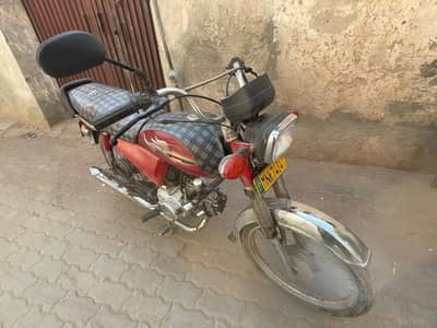 Metro 70 (2008 Model) – 8/10 Condition | 2nd Owner | Rs. 36,000